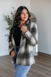 Shena-Plaid-Blazer_4909fa47-ab3a-4c22-b324-4241772a876e